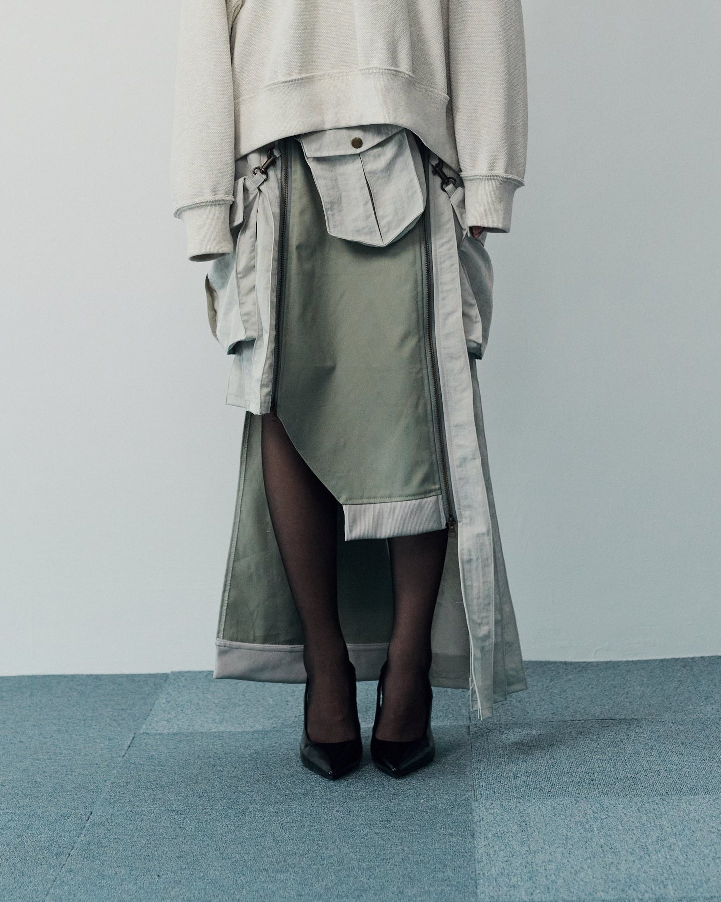 Military shrink pleats skirt Black