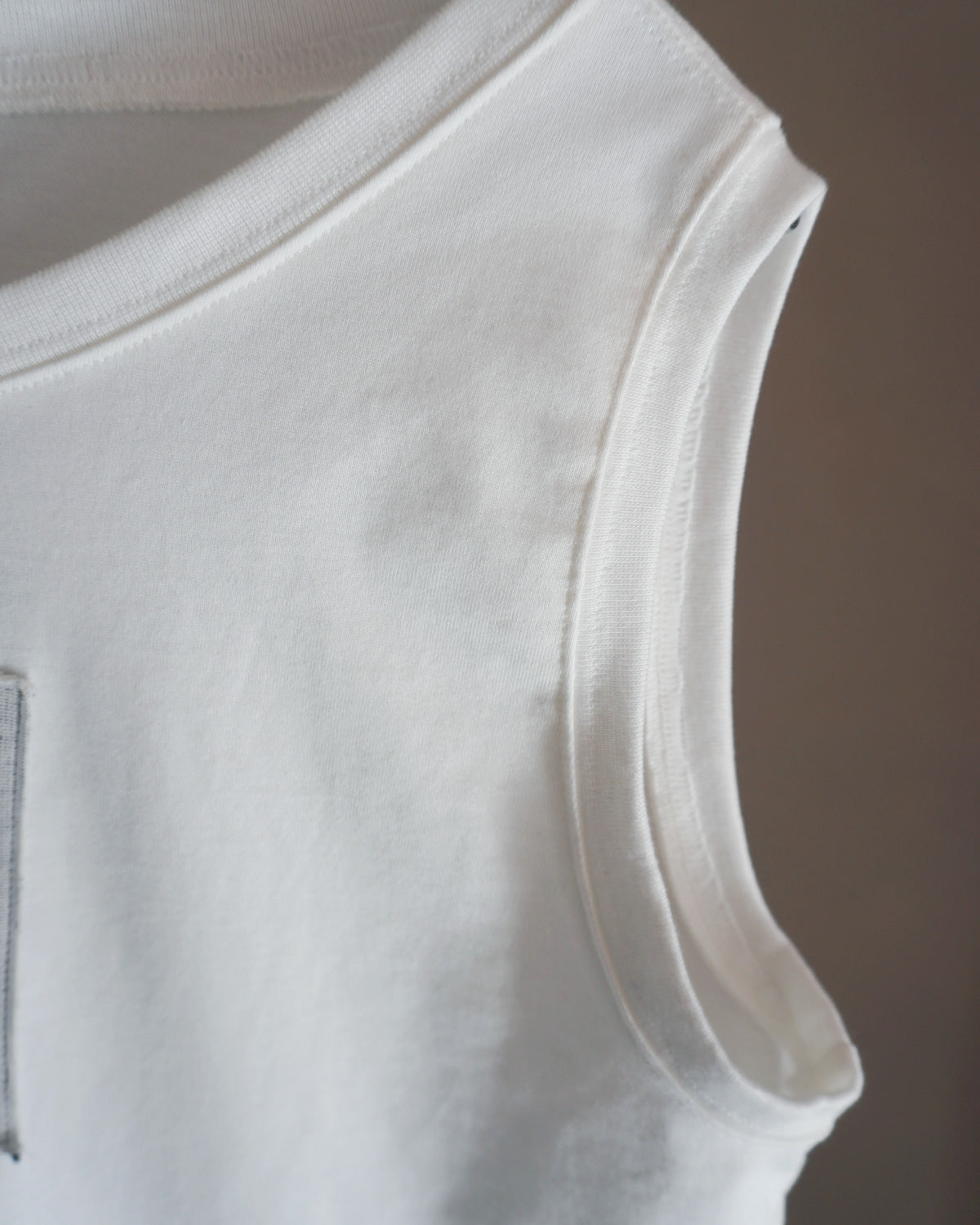 【Loom × qqn's ROBE】CCO Tank top
