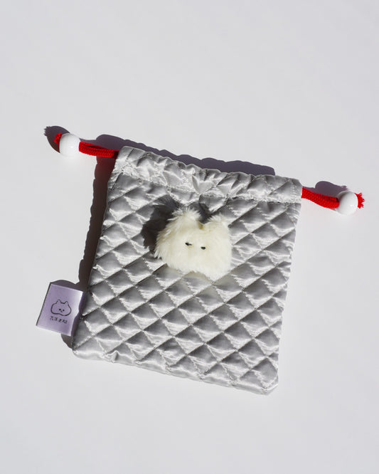 ちいさなねこのてづくりぬいぐるみ巾着