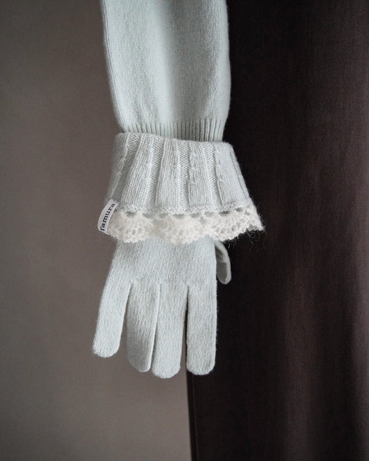 Ruffle Knit Gloves