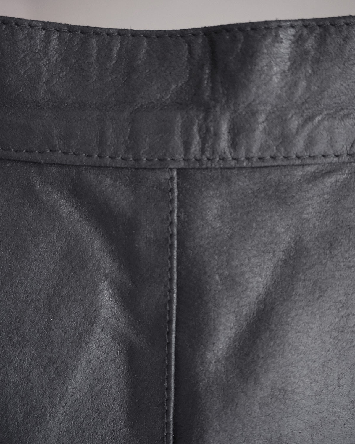 レザーミニスカート