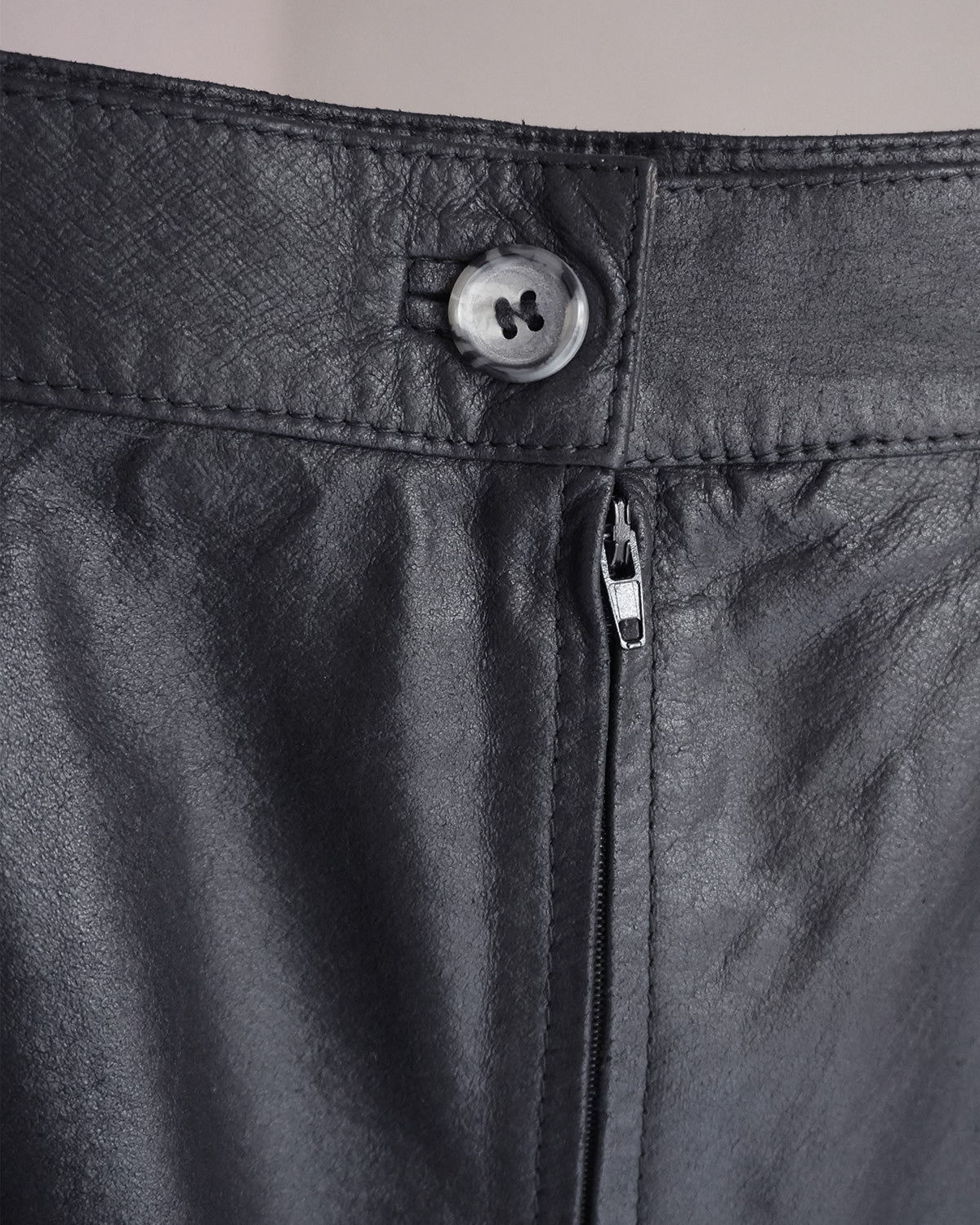 レザーミニスカート