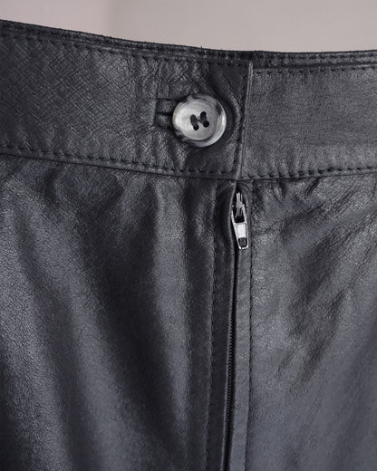 レザーミニスカート