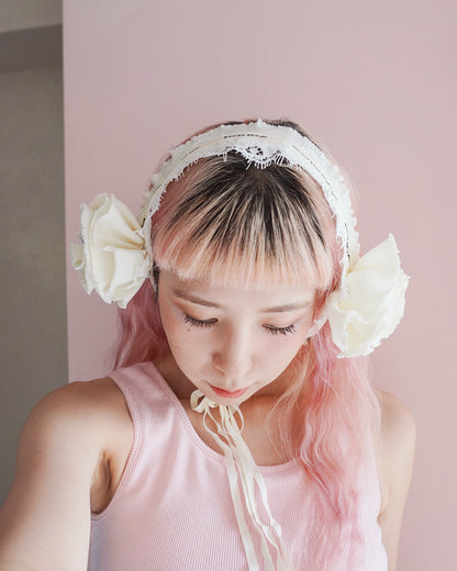 rosy head-dress