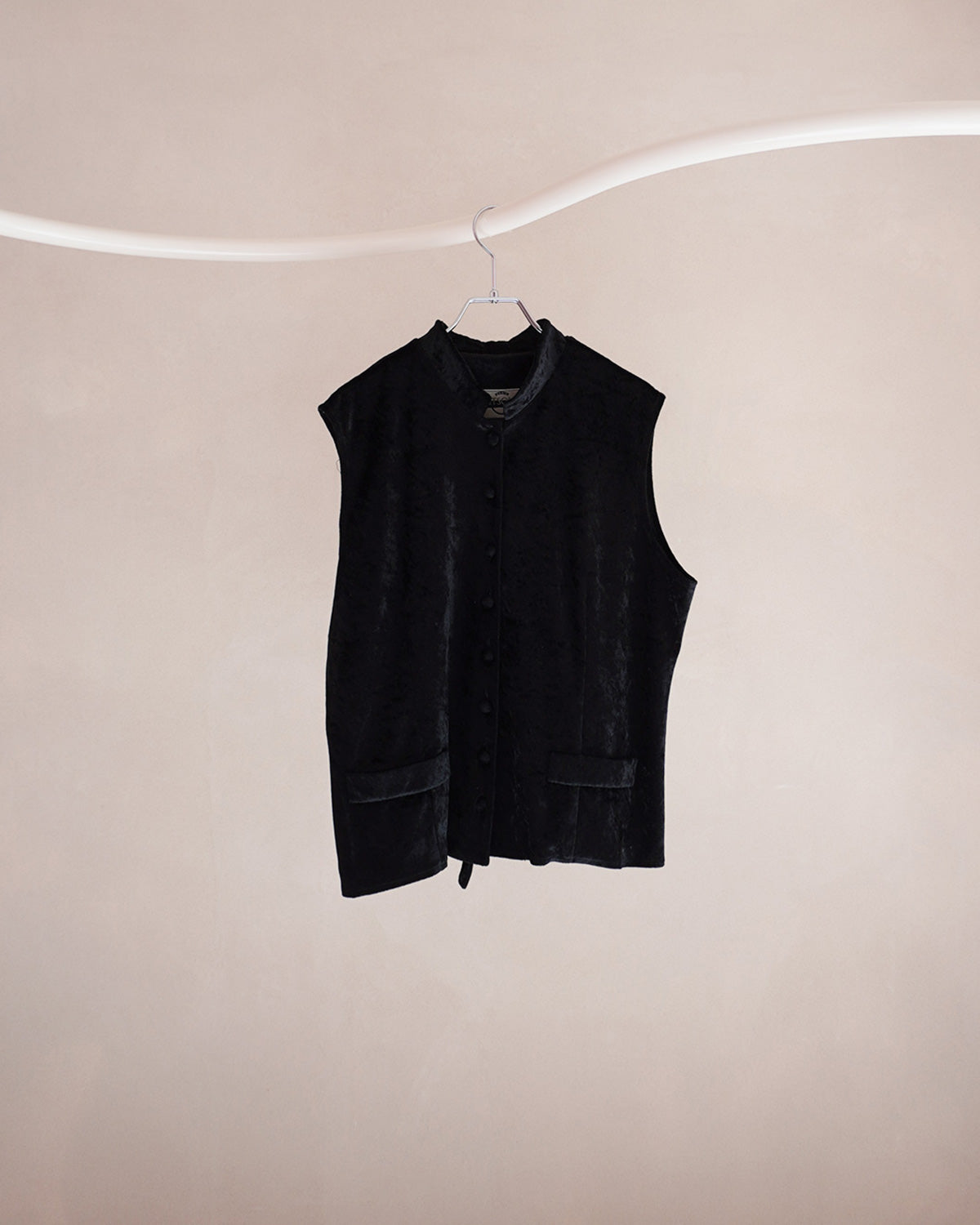 スタンドカラーベロアベスト