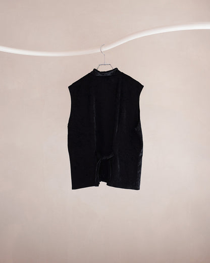 スタンドカラーベロアベスト