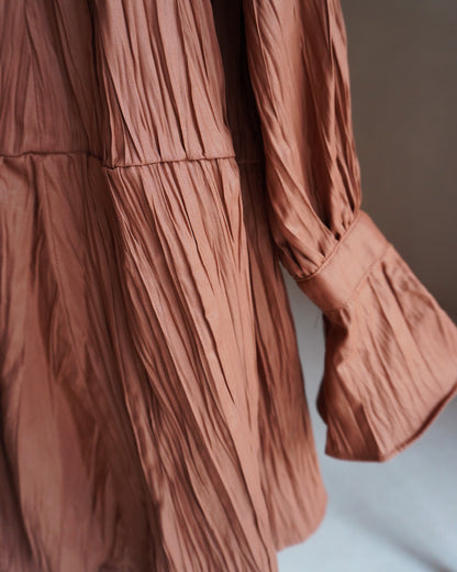 Ribbon tie crinkled mini dress charcoal gray