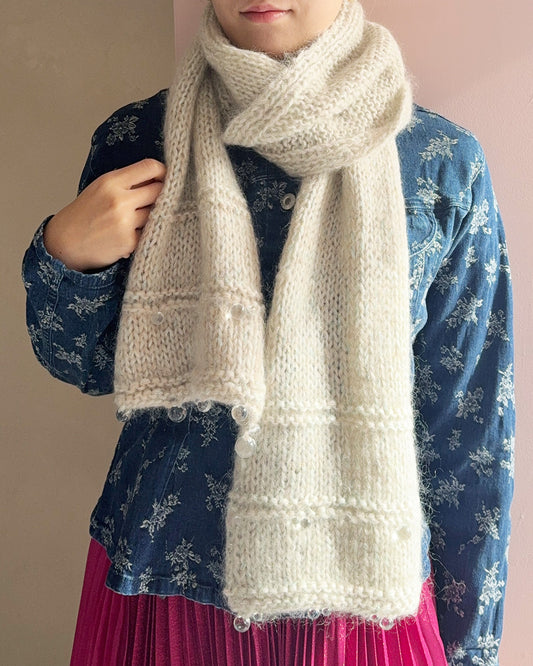 Dreamy mohair muffler