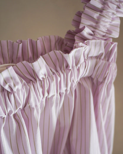 sign skirt tops