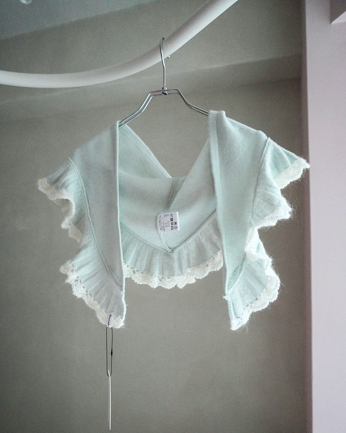 Ruffle Knit Stole