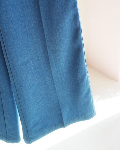 ちょっとお尻が小さいベルボトム