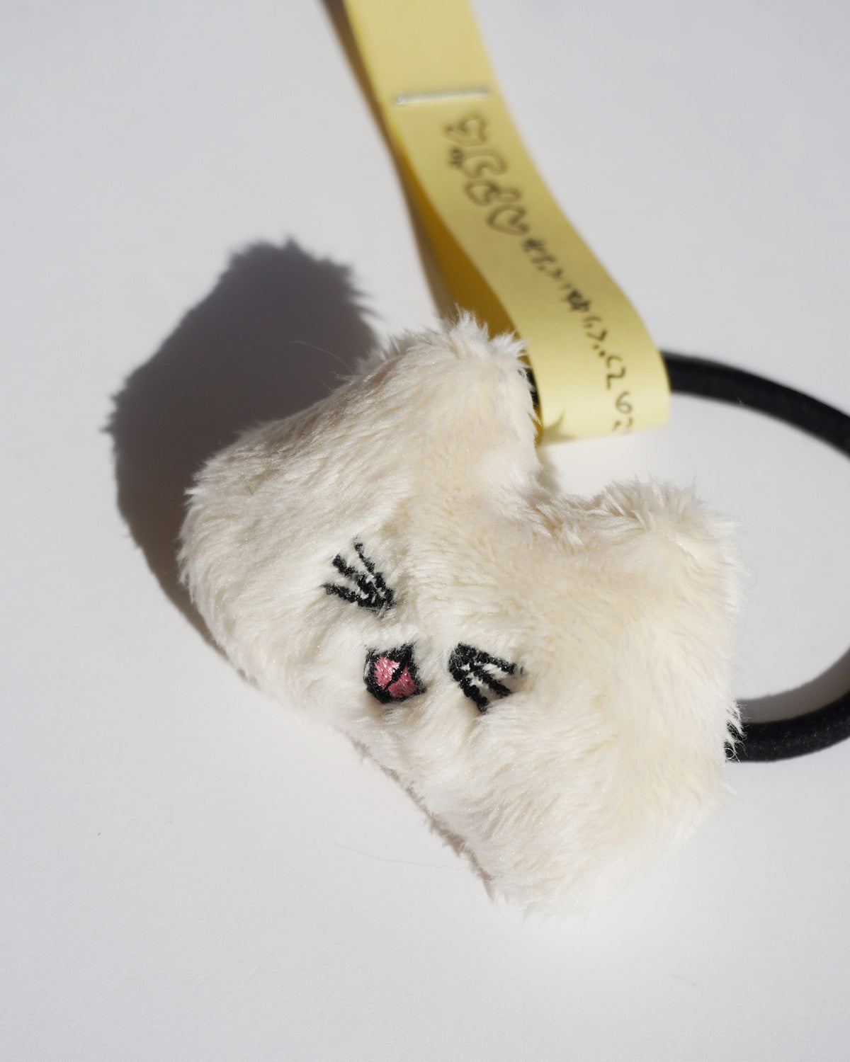 ねこのてづくりぬいぐるみヘアゴム