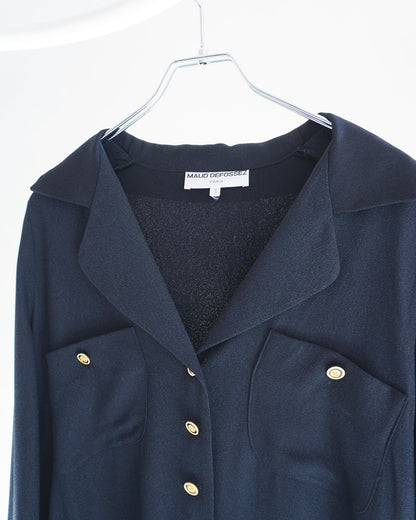 ゴールドボタンシャツ