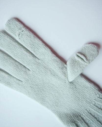 Ruffle Knit Gloves
