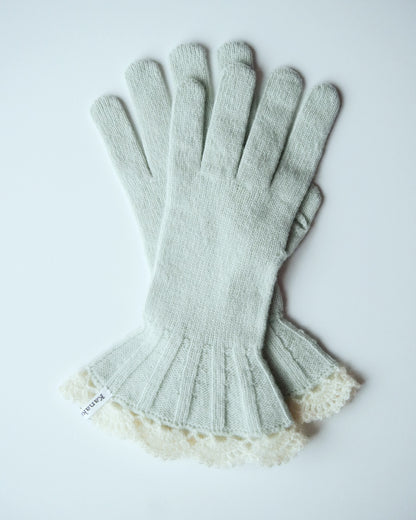 Ruffle Knit Gloves