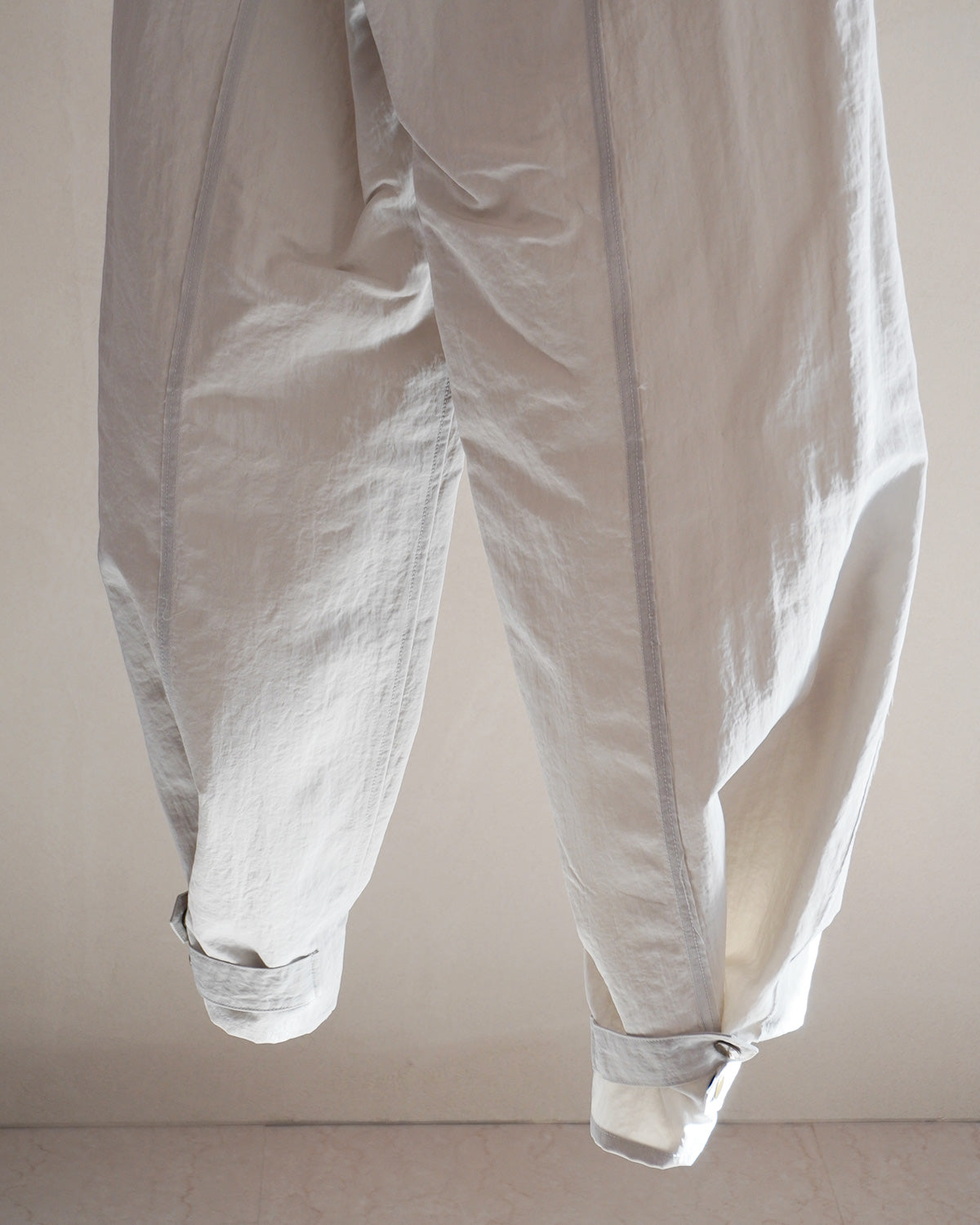 Military shrink pants Greige