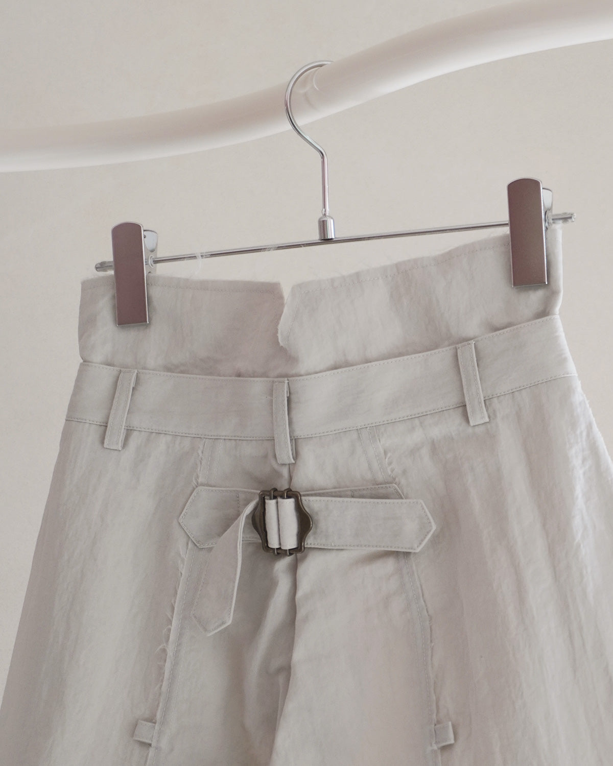 Military shrink pants Greige