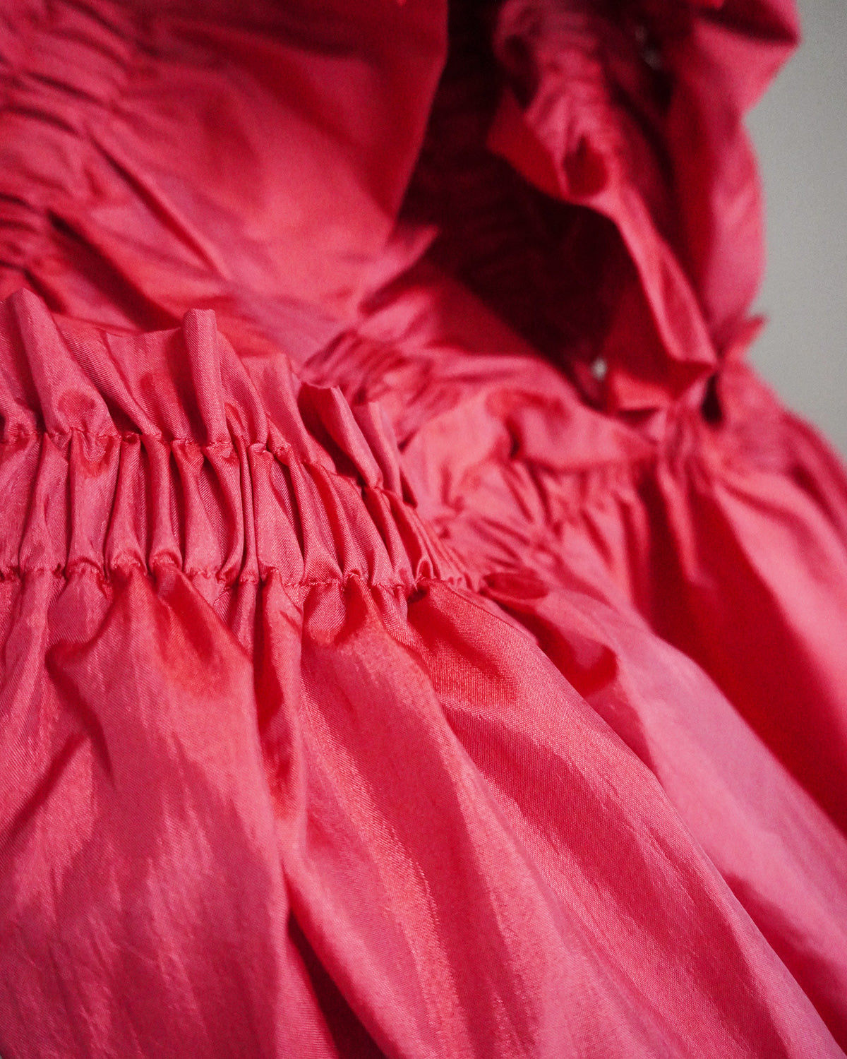 kiki frill dress red