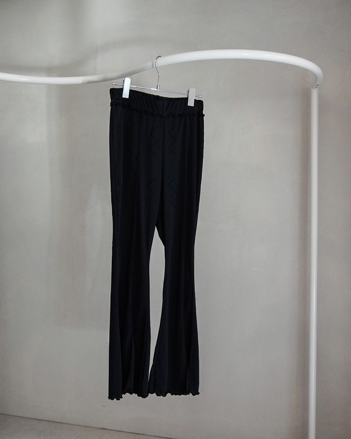 【3月お届け予約商品】flocky print pants