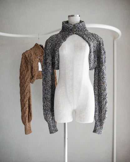 Cropped wavy knit cardigan