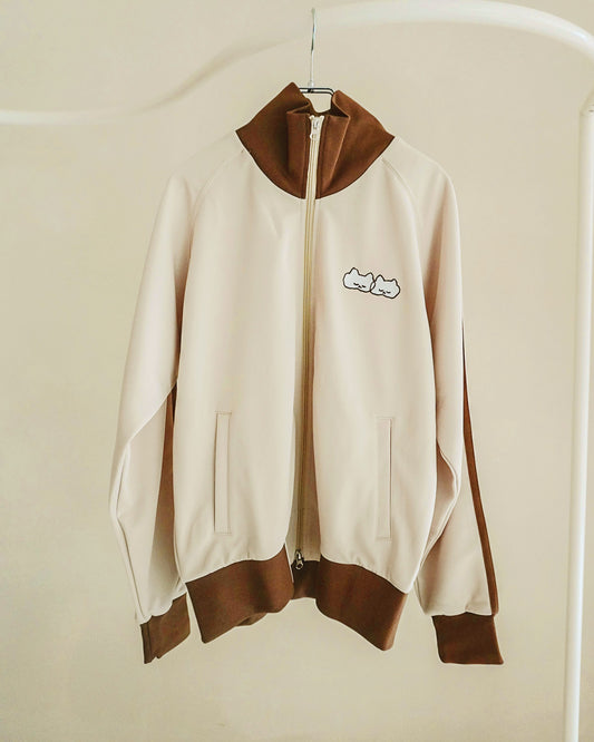ねむっているねこたちのトラックジャケット Mサイズ　