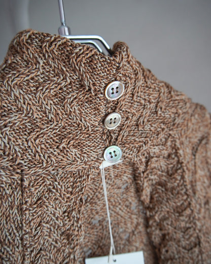 Cropped wavy knit cardigan