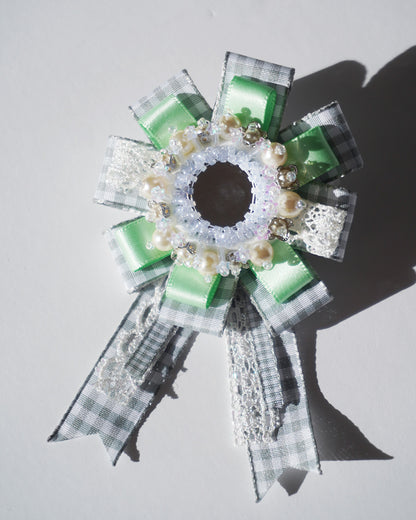 Flower Ribbon Brooch 【gray check】