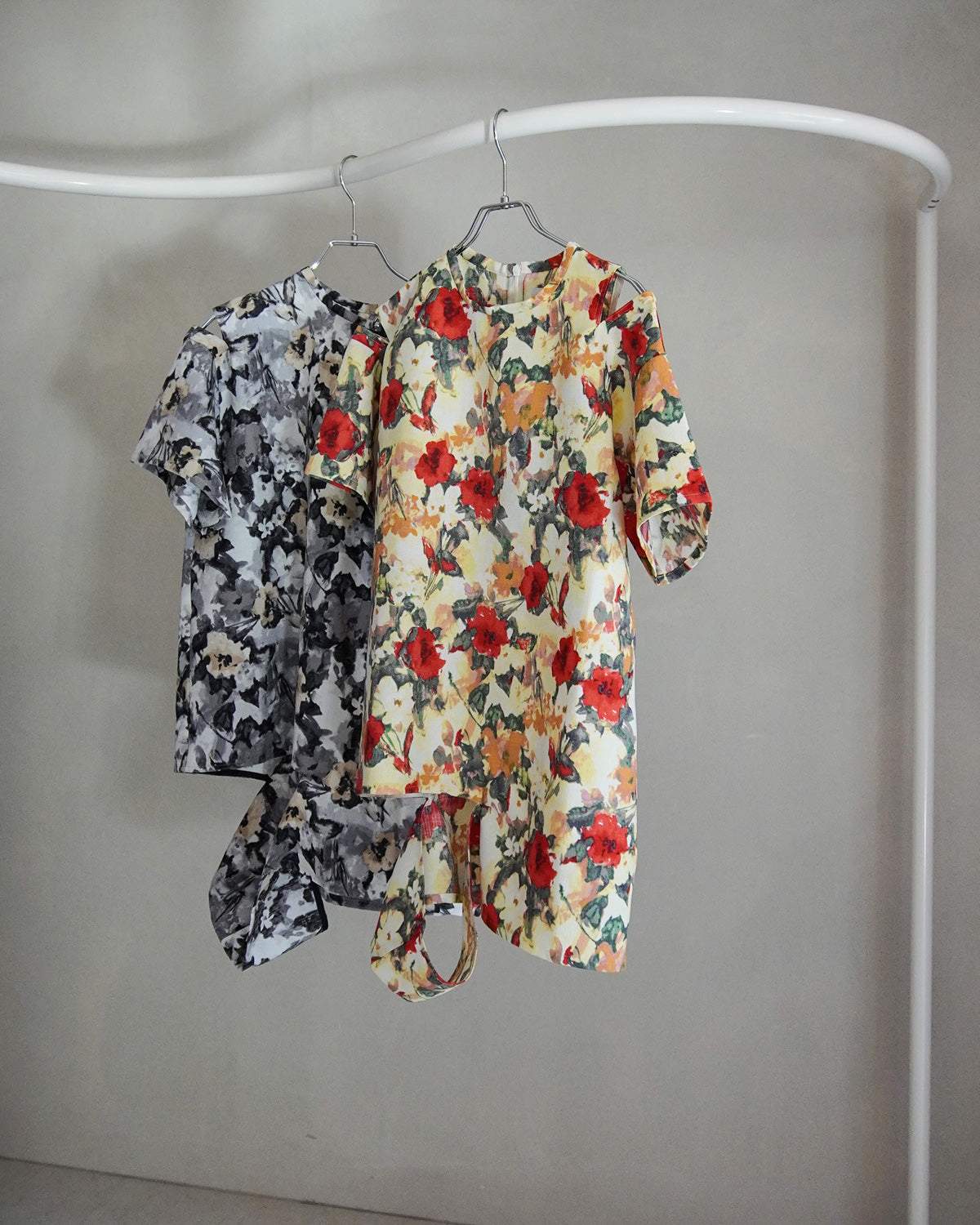 【2月お届け予約商品】flower cutoff wide top