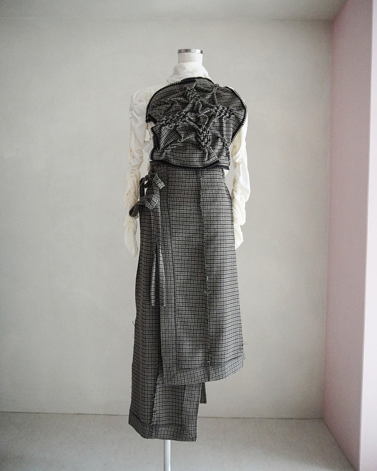 Patch smocking bustier