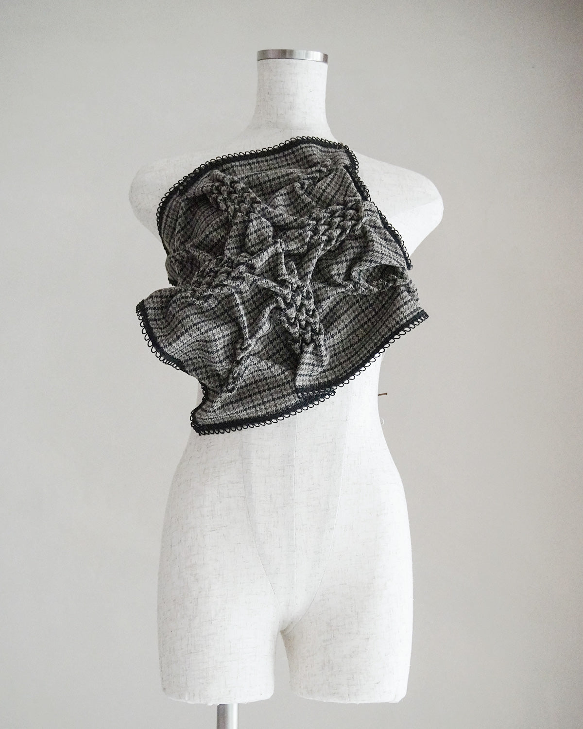 Patch smocking bustier