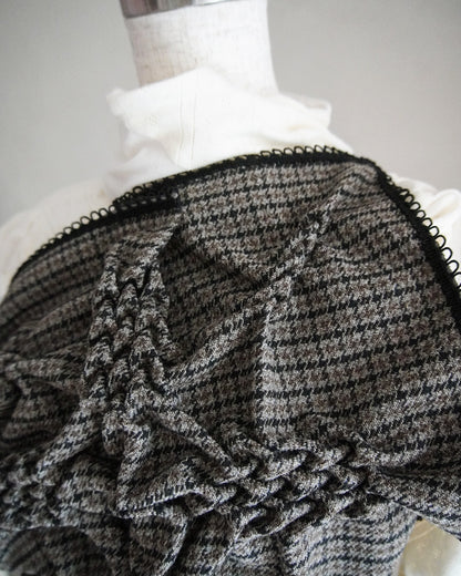 Patch smocking bustier