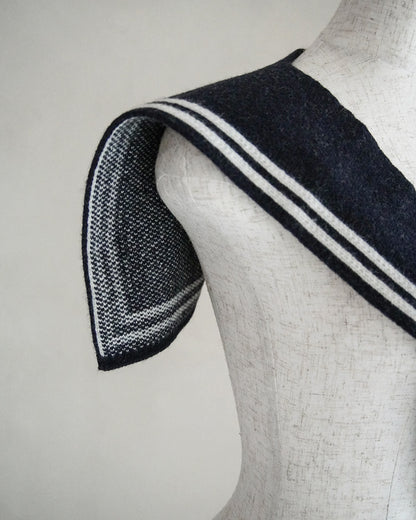 Knit sailor collar