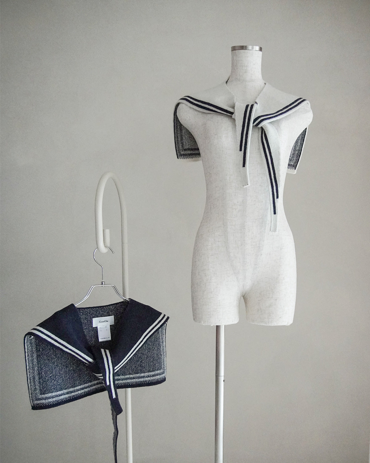 Knit sailor collar