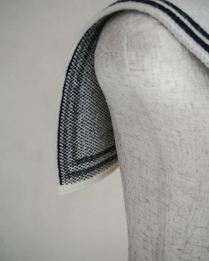 Knit sailor collar