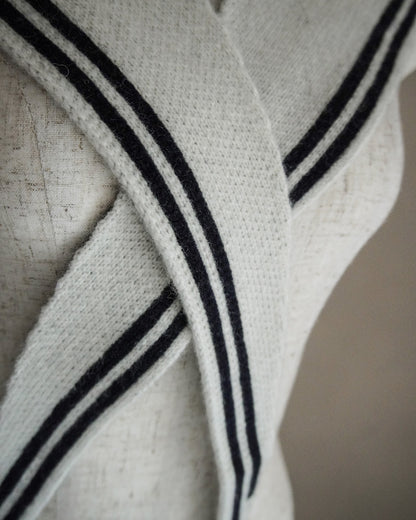 Knit sailor collar