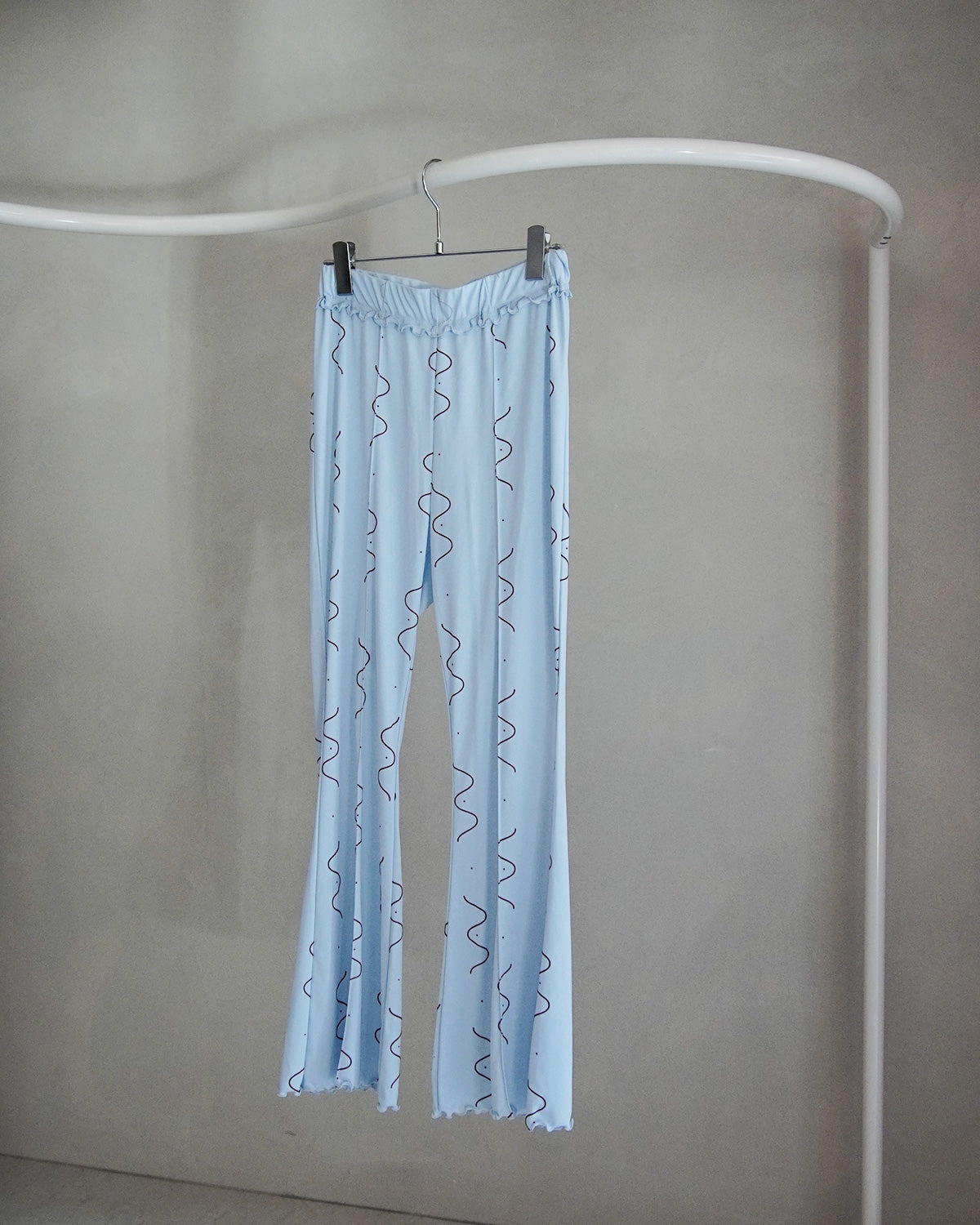 【3月お届け予約商品】flocky print pants