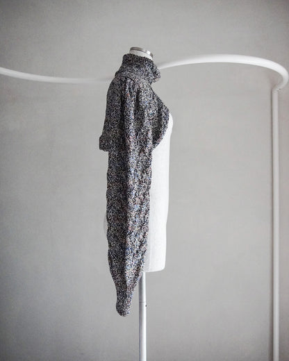 Cropped wavy knit cardigan