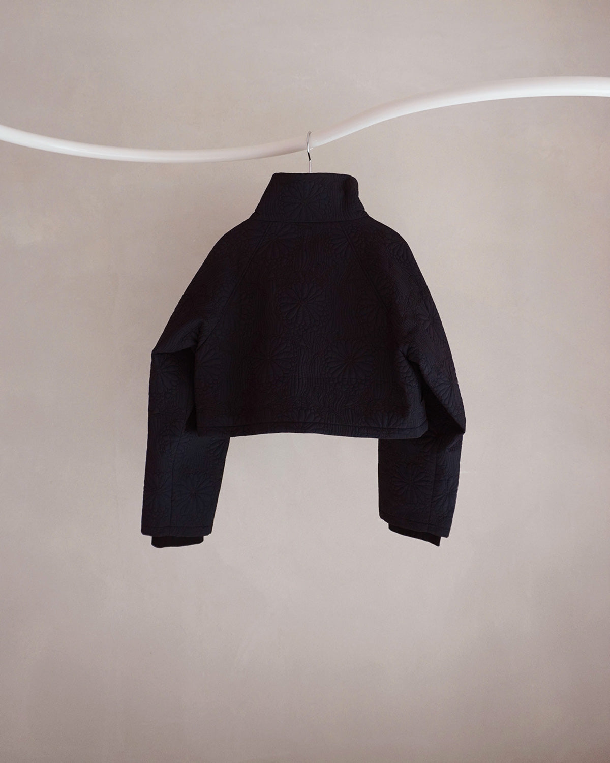 KIKU quilted cropped jacket black