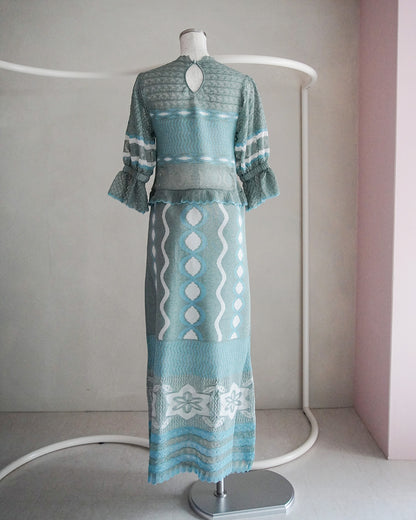 Sazanka wave-pattern lamé knitted dress